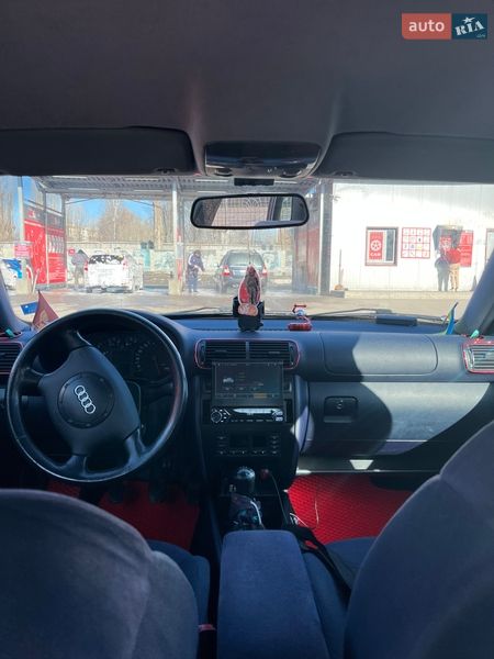 Хэтчбек Audi A3 2000 в Киеве