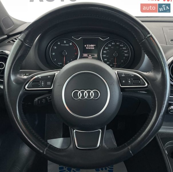 Седан Audi A3 2016 в Львові