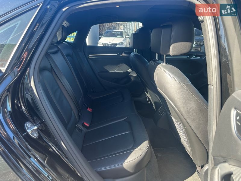 Седан Audi A3 2015 в Киеве