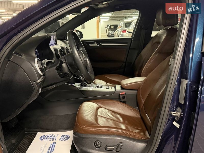 Седан Audi A3 2018 в Киеве