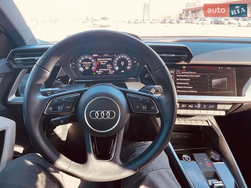 Седан Audi A3 2022 в Киеве