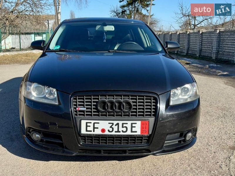 Хэтчбек Audi A3 2004 в Староконстантинове