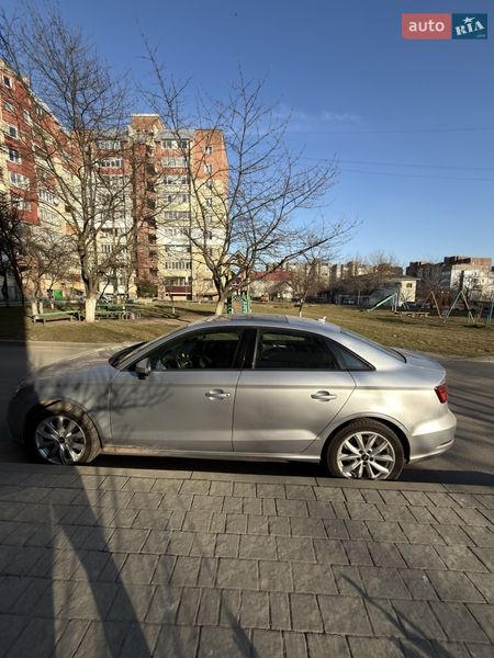 Седан Audi A3 2017 в Коломые