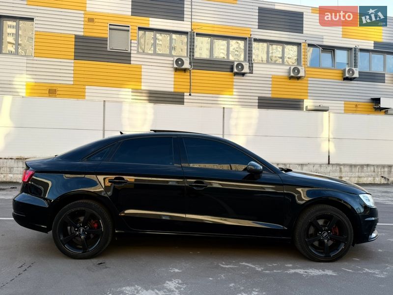 Седан Audi A3 2014 в Киеве