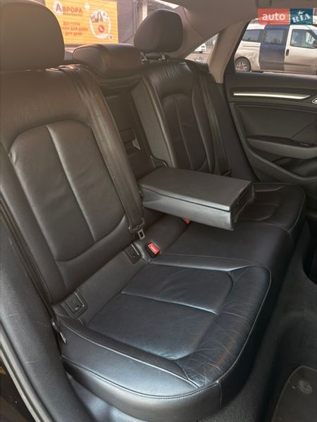 Седан Audi A3 2014 в Киеве