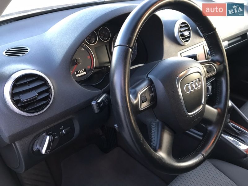 Хетчбек Audi A3 2013 в Чернівцях