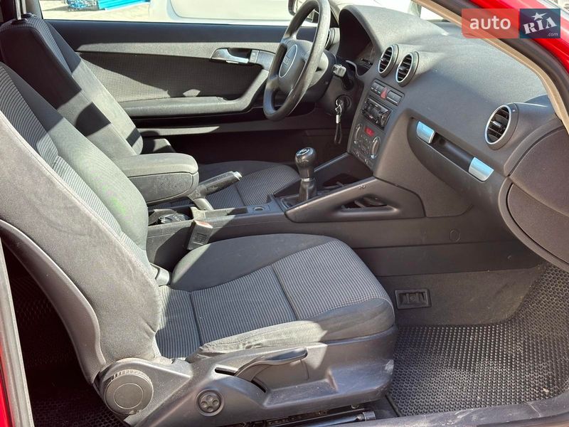 Хэтчбек Audi A3 2003 в Одессе