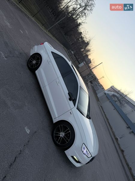 Седан Audi A3 2015 в Днепре