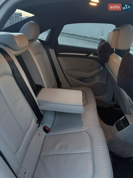 Седан Audi A3 2015 в Днепре