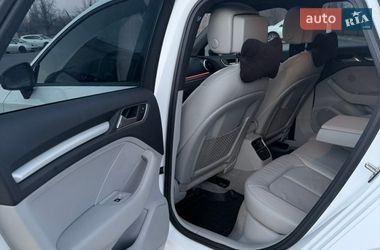 Седан Audi A3 2015 в Дніпрі