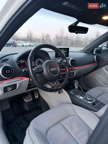 Седан Audi A3 2015 в Дніпрі