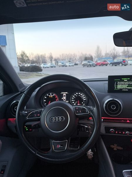 Седан Audi A3 2015 в Днепре