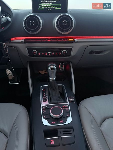 Седан Audi A3 2015 в Дніпрі