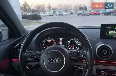 Седан Audi A3 2015 в Дніпрі