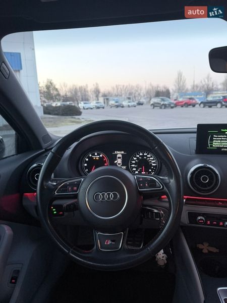 Седан Audi A3 2015 в Дніпрі