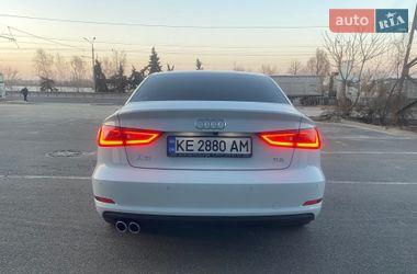 Седан Audi A3 2016 в Дніпрі