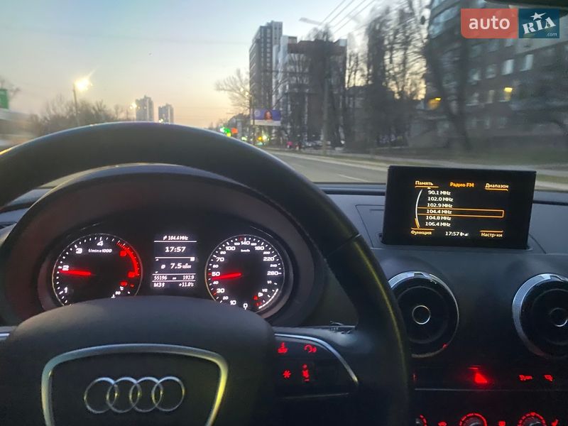 Седан Audi A3 2016 в Дніпрі