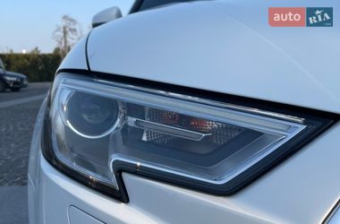 Седан Audi A3 2018 в Днепре