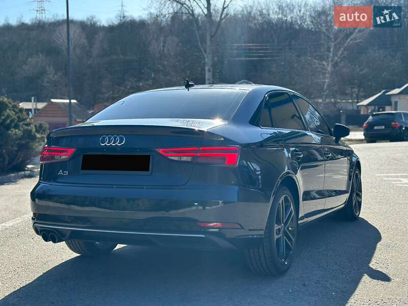 Седан Audi A3 2017 в Полтаве