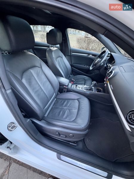 Хетчбек Audi A3 2016 в Києві фото 21 Хетчбек Audi A3 2016 в Києві