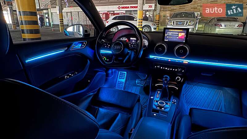Седан Audi A3 2018 в Харькове