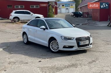 Седан Audi A3 2016 в Киеве
