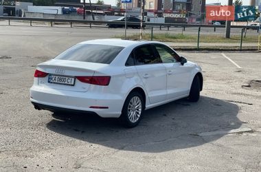Седан Audi A3 2016 в Киеве
