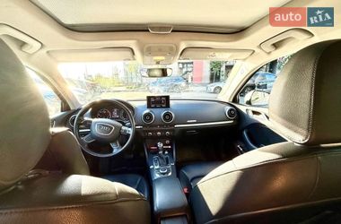 Седан Audi A3 2016 в Киеве
