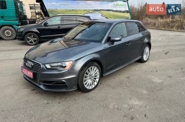 Хэтчбек Audi A3 2016 в Самборе