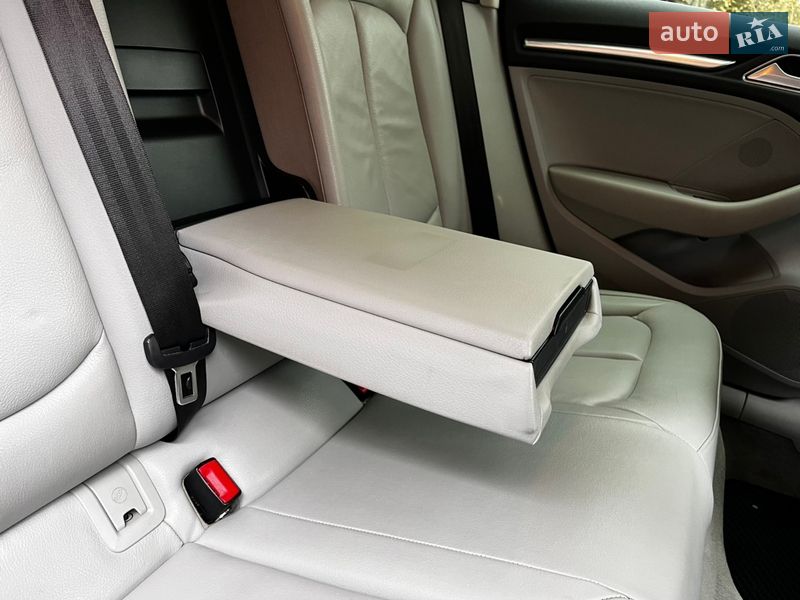 Седан Audi A3 2014 в Одессе