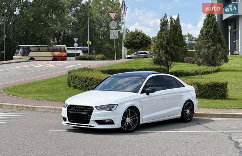 Седан Audi A3 2015 в Дніпрі