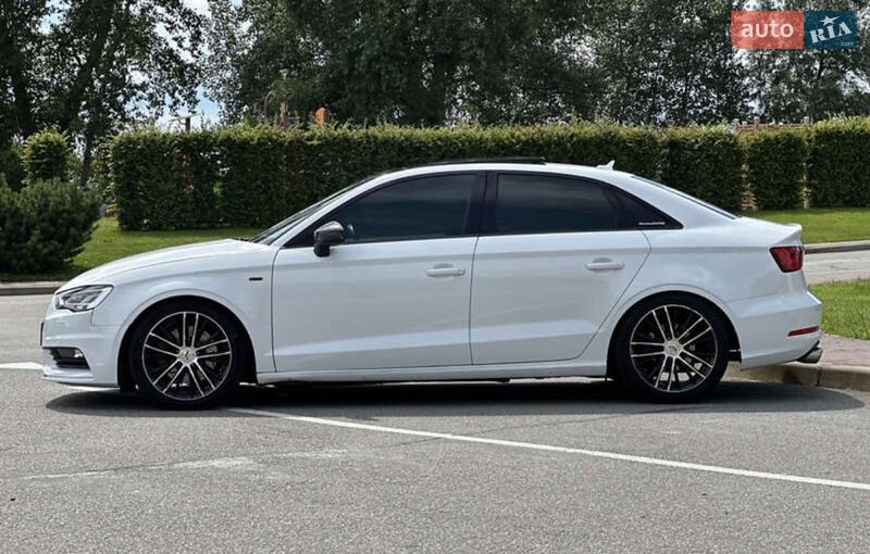 Седан Audi A3 2015 в Дніпрі