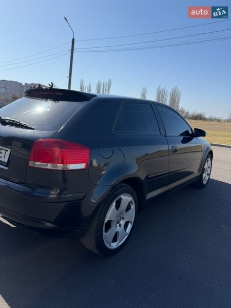 Хэтчбек Audi A3 2003 в Очакове