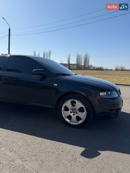 Хэтчбек Audi A3 2003 в Очакове