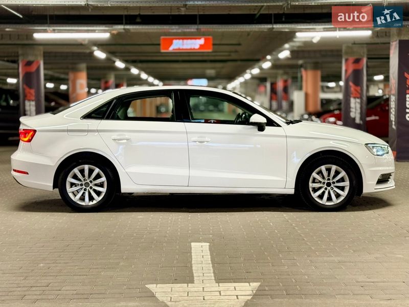 Седан Audi A3 2015 в Києві фото 3 Седан Audi A3 2015 в Києві