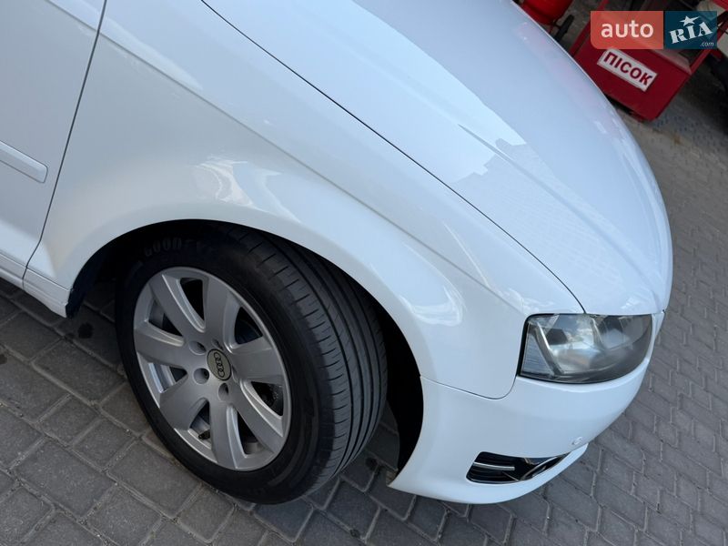 Хэтчбек Audi A3 2013 в Одессе
