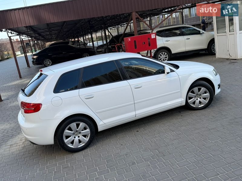 Хэтчбек Audi A3 2013 в Одессе