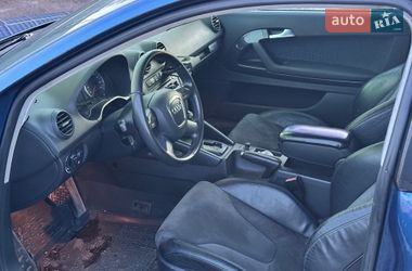 Хэтчбек Audi A3 2004 в Коростене