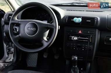 Хэтчбек Audi A3 2002 в Калуше