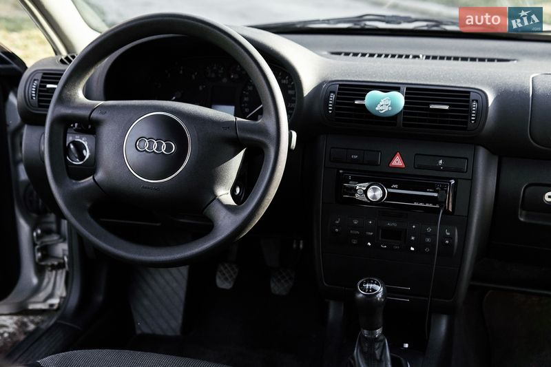 Хэтчбек Audi A3 2002 в Калуше