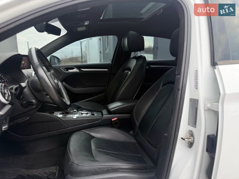 Седан Audi A3 2018 в Львове