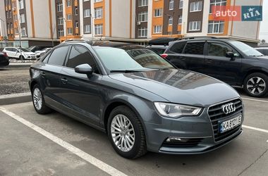 Седан Audi A3 2016 в Киеве