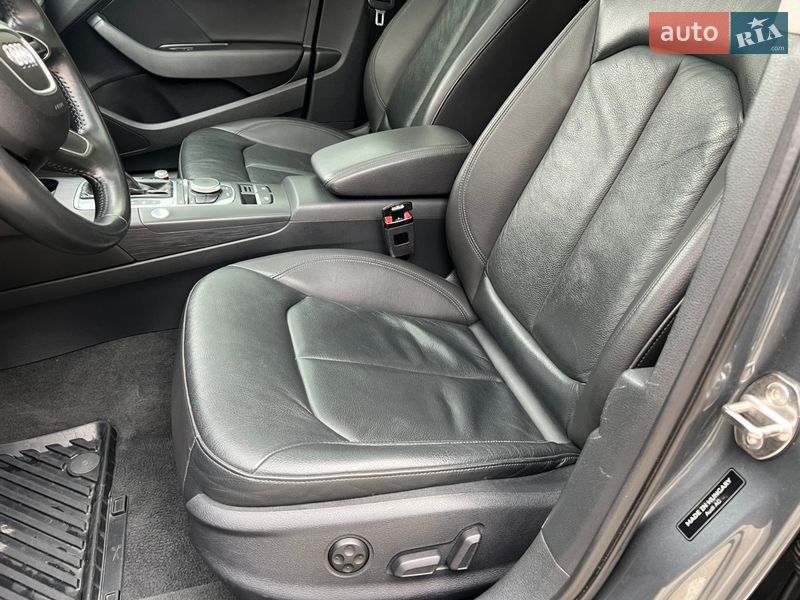 Седан Audi A3 2016 в Киеве