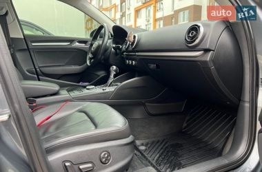 Седан Audi A3 2016 в Киеве