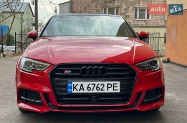 Седан Audi A3 2016 в Ровно