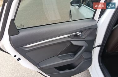 Седан Audi A3 2021 в Гатном