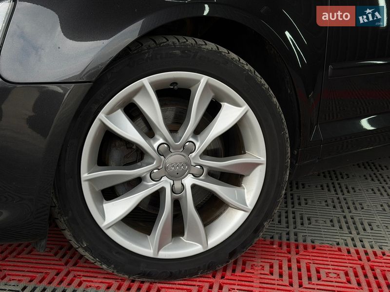 Хэтчбек Audi A3 2012 в Тячеве