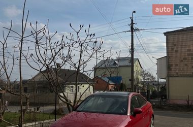 Седан Audi A3 2016 в Рівному
