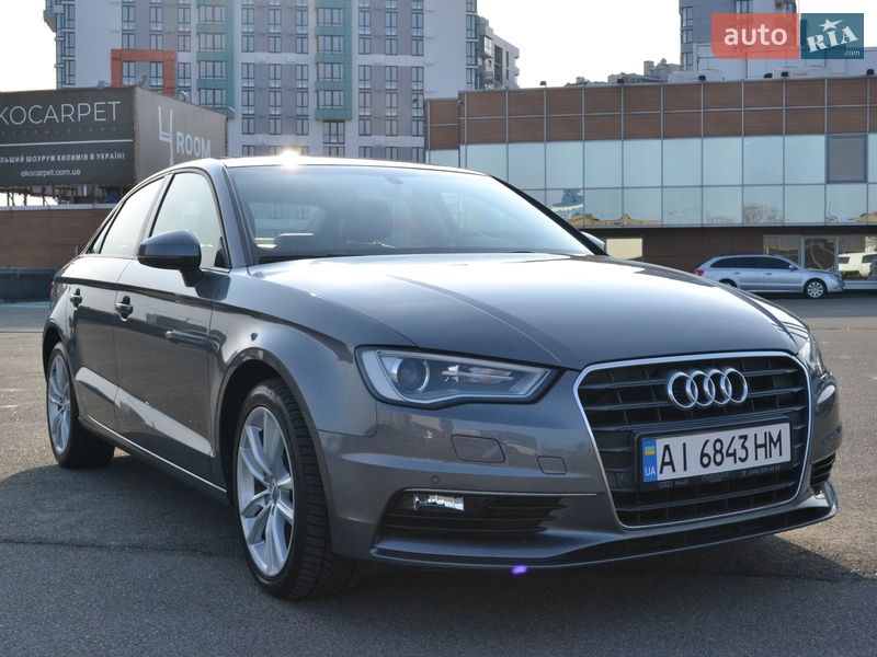 Седан Audi A3 2015 в Киеве