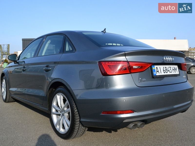 Седан Audi A3 2015 в Киеве